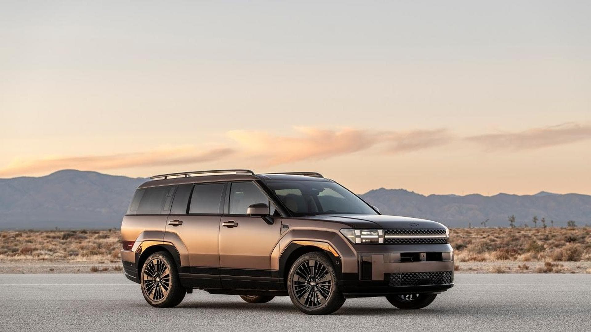 Hyundai Santa Fe: il SUV che sfida le berline tedesche