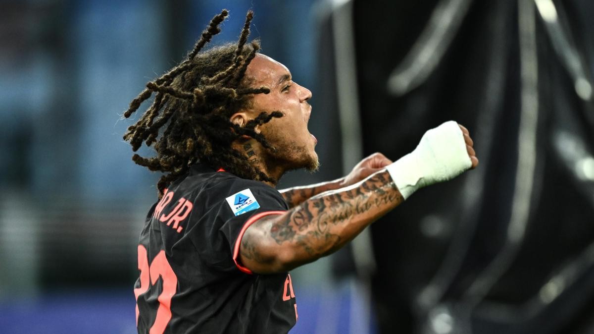Lazio-Milan 2-2: la Lazio domina, il Milan rimonta. E i cambi di Amorim salvano tutto